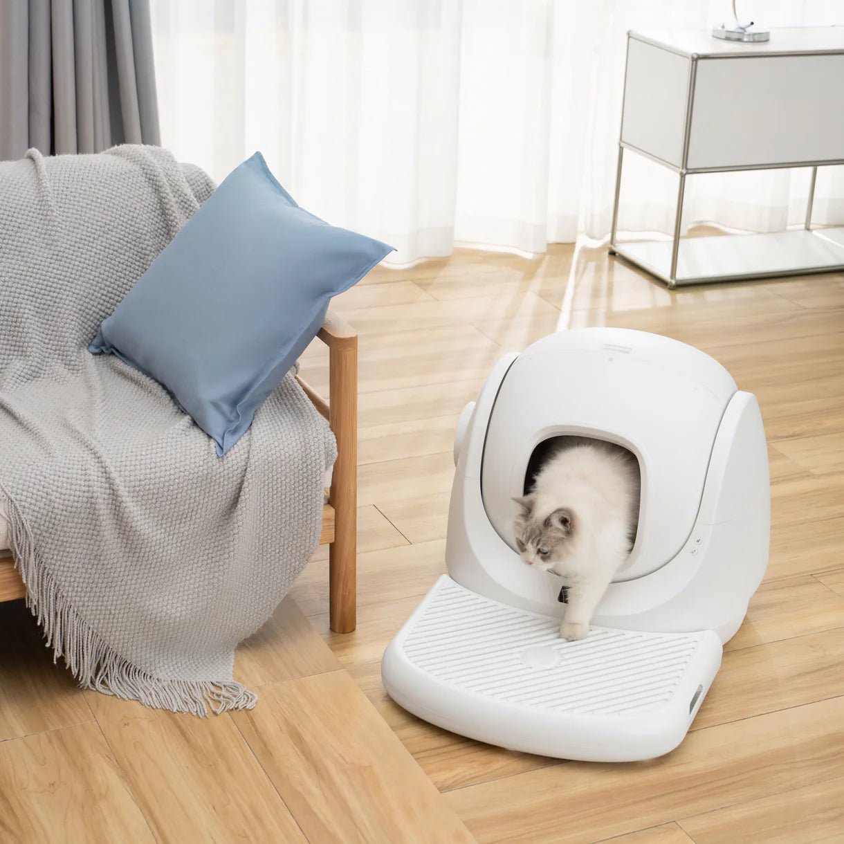 Catlink Baymax (White/ Pink) Self-Cleaning Litter Box